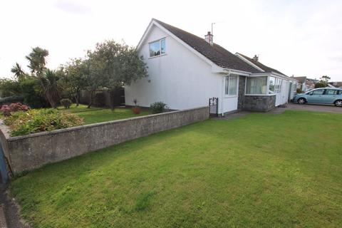 4 bedroom detached bungalow for sale - 1 Kissack Road, Castletown, IM9 1NP