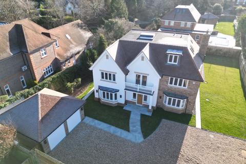 6 bedroom detached house for sale - Walton on the Hill