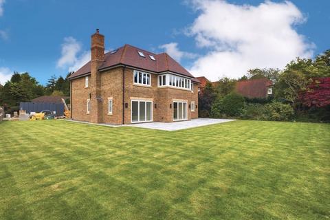 6 bedroom detached house for sale, Walton on the Hill