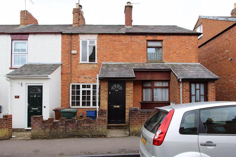 Queens Road, Banbury 2 bed terraced house for sale £242,500
