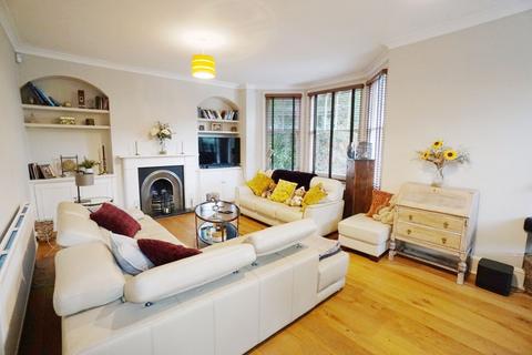 5 bedroom semi-detached house for sale - Fernleigh Road, Winchmore Hill N21