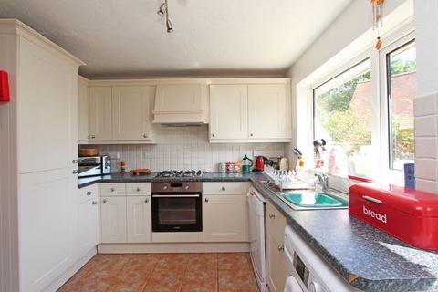 3 bedroom chalet to rent, Stopples Lane, Hordle