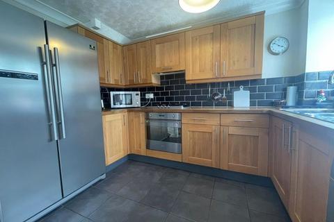 12 Cathkin Close, Leicester, LE3 6PW