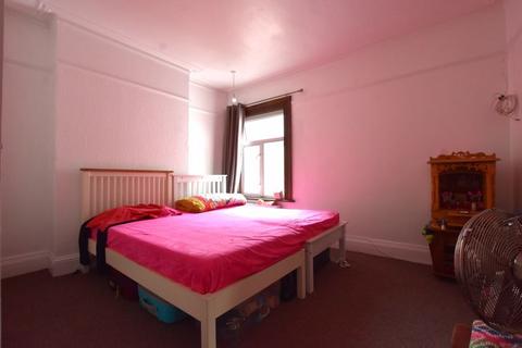 2 bedroom apartment for sale, Butler Road, West Harrow