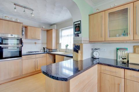 175 Main Road, Longfield Hill, Longfield, DA3 7PJ