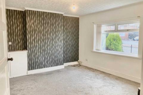 2 bedroom semi-detached house to rent, Hendon Rd, Gateshead NE8