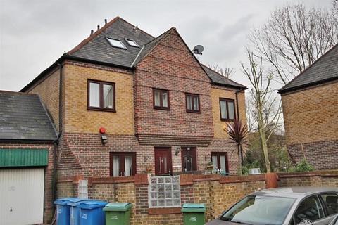2 bedroom detached house for sale - Trafalgar Close, Surrey quays, London, SE16 7RL