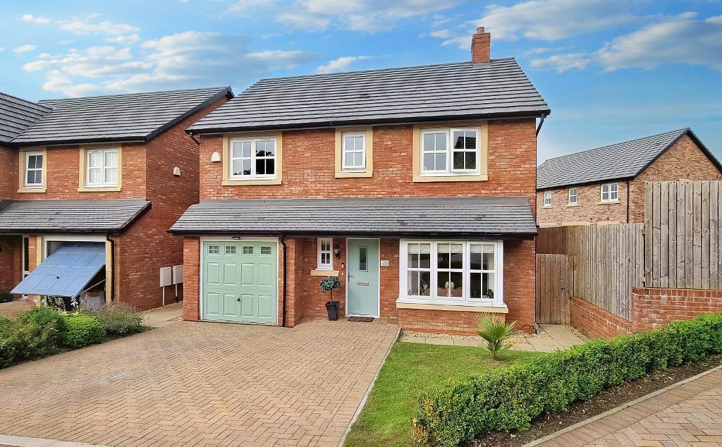 Portchester Road, Clitheroe, BB7 2RG 4 bed detached house for sale £369,000