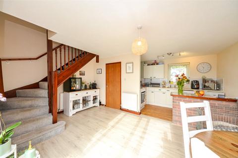 2 bedroom semi-detached house for sale - Tan Y Coed, Penrhynside, Llandudno, Conwy, LL30