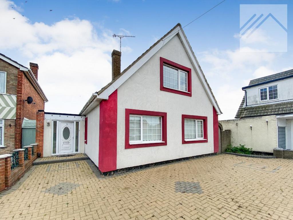 St. Agnes Drive, Canvey Island 3 bed detached house for sale £365,000