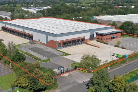 Industrial unit to rent - Stakehill Industrial Estate, Manchester M24
