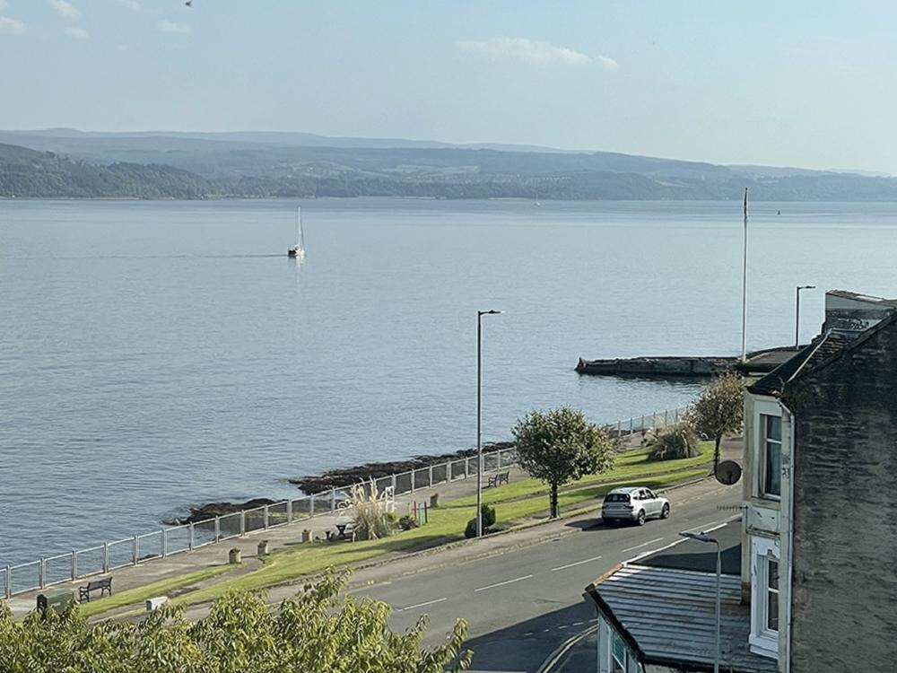 1 Victoria Crescent, Kirn Brae, Kirn, Dunoon, PA23 1 bed flat for sale