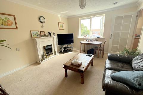 1 bedroom apartment for sale, Montagu Road, Highcliffe, Christchurch, Dorset, BH23