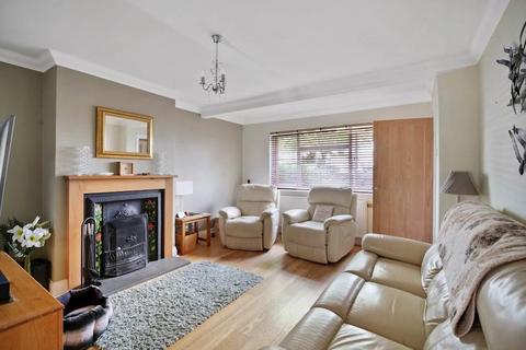 1 Orchard Way, Ashford, TW15 3AU