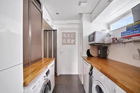 1 Orchard Way, Ashford, TW15 3AU