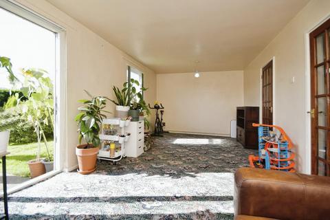 18 Fairbarn Way, Sheffield, S6 5QE