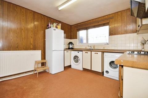 18 Fairbarn Way, Sheffield, S6 5QE