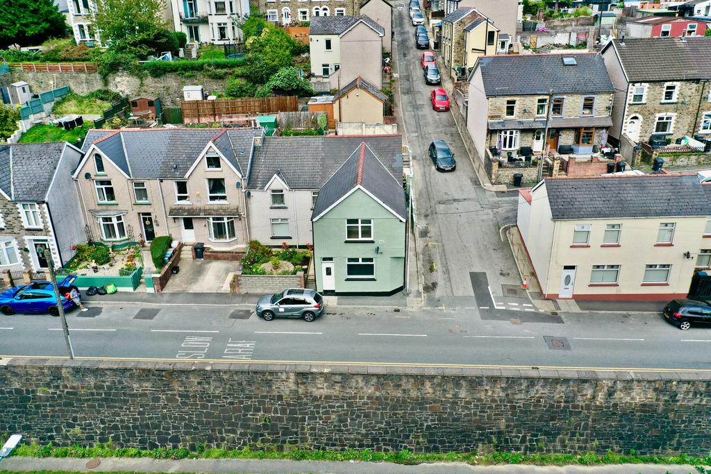 Oak Street, Abertillery 3 bed terraced house for sale £145,000