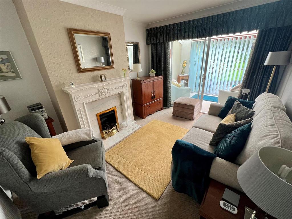 Harvard Road, Solihull 3 bed semidetached house for sale £270,000