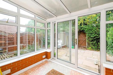 2 Bracken Mews, London, E4 7UT