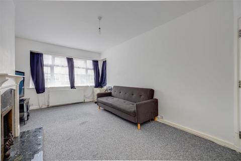 26 Lincoln Close, London, SE25 5ET