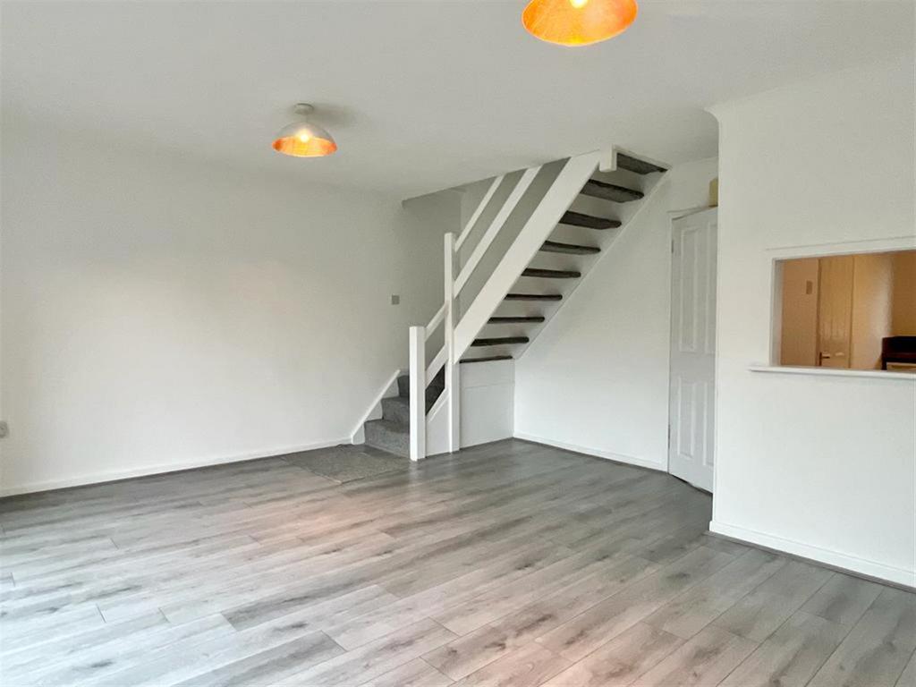 Signal Hayes Road, Walmley, Sutton Coldfield 3 bed semidetached house