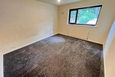 10 Derwent Close, Pensnett, Brierley Hill, DY5 4QA