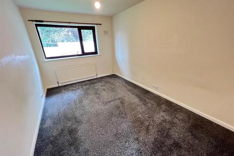 10 Derwent Close, Pensnett, Brierley Hill, DY5 4QA