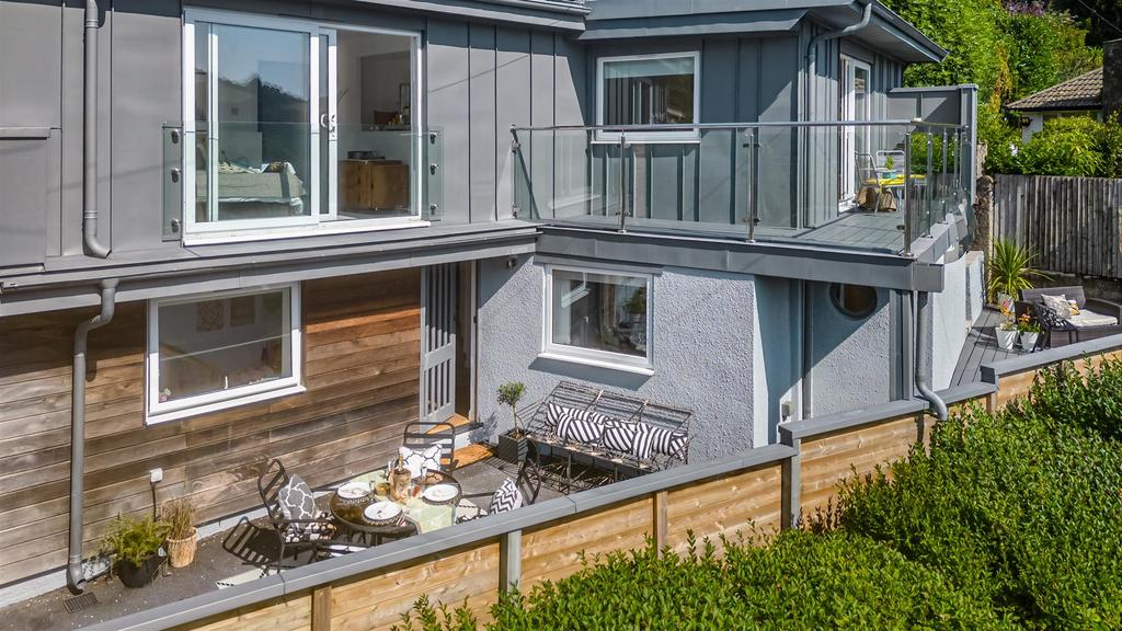 Fairview Road, Dartmouth 3 bed detached house for sale £775,000