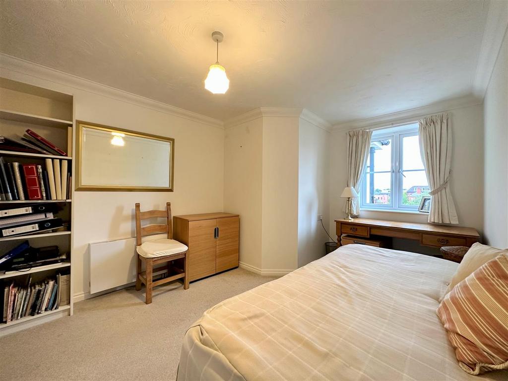 Bedroom 2 Aspect 2