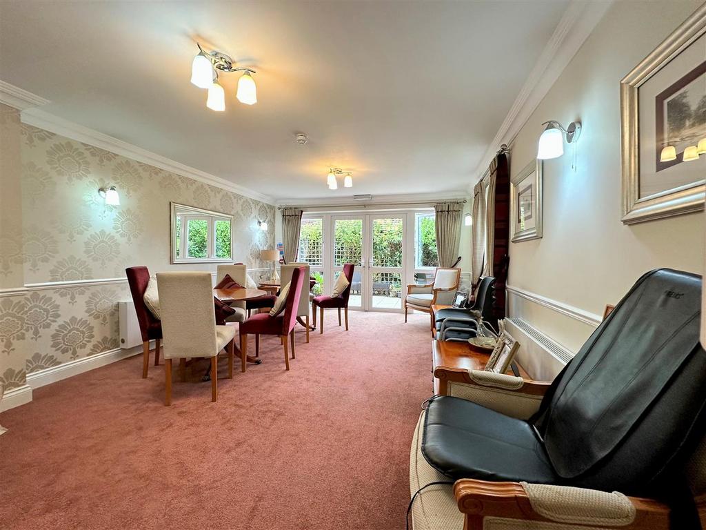 Communal Lounge 2
