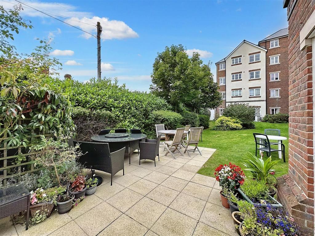 Outdoor Communal Area