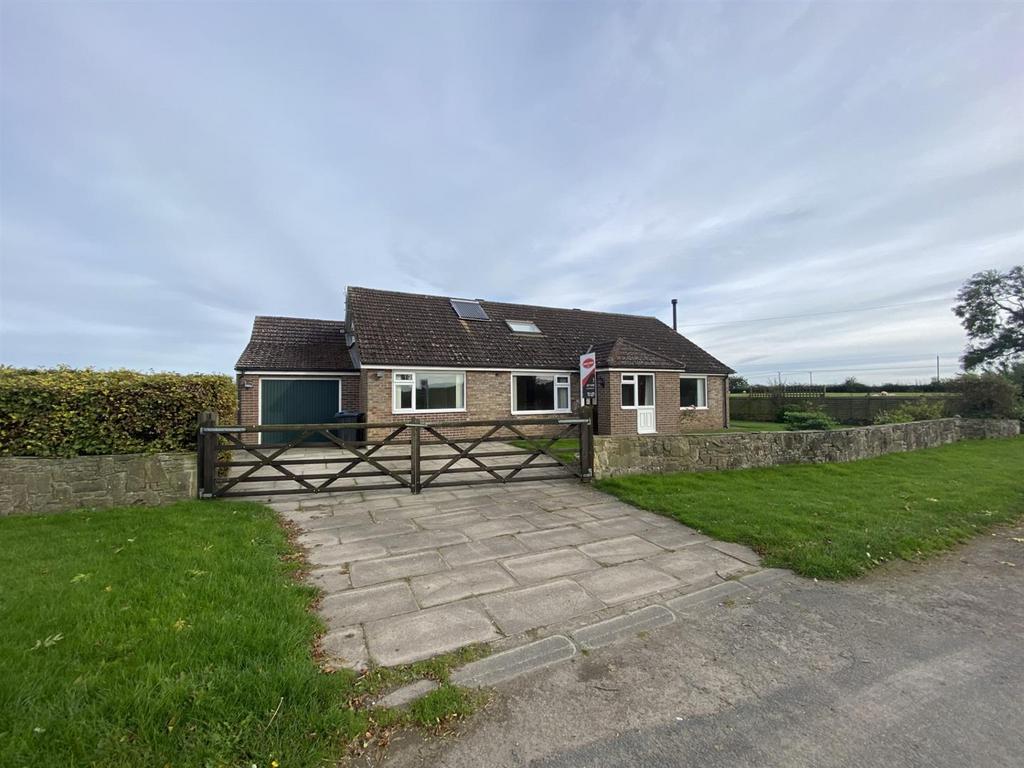 Meadowcroft, Langthorne, Bedale 4 bed detached bungalow to rent £