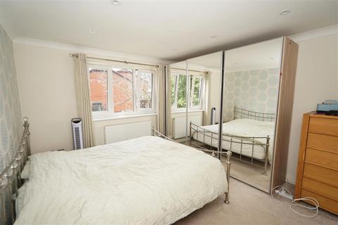 32 Brooklands, Horwich, Bolton, BL6 5RW