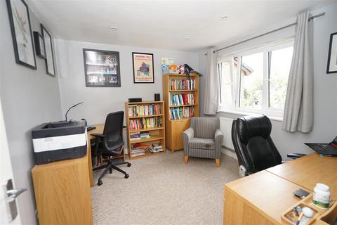 32 Brooklands, Horwich, Bolton, BL6 5RW