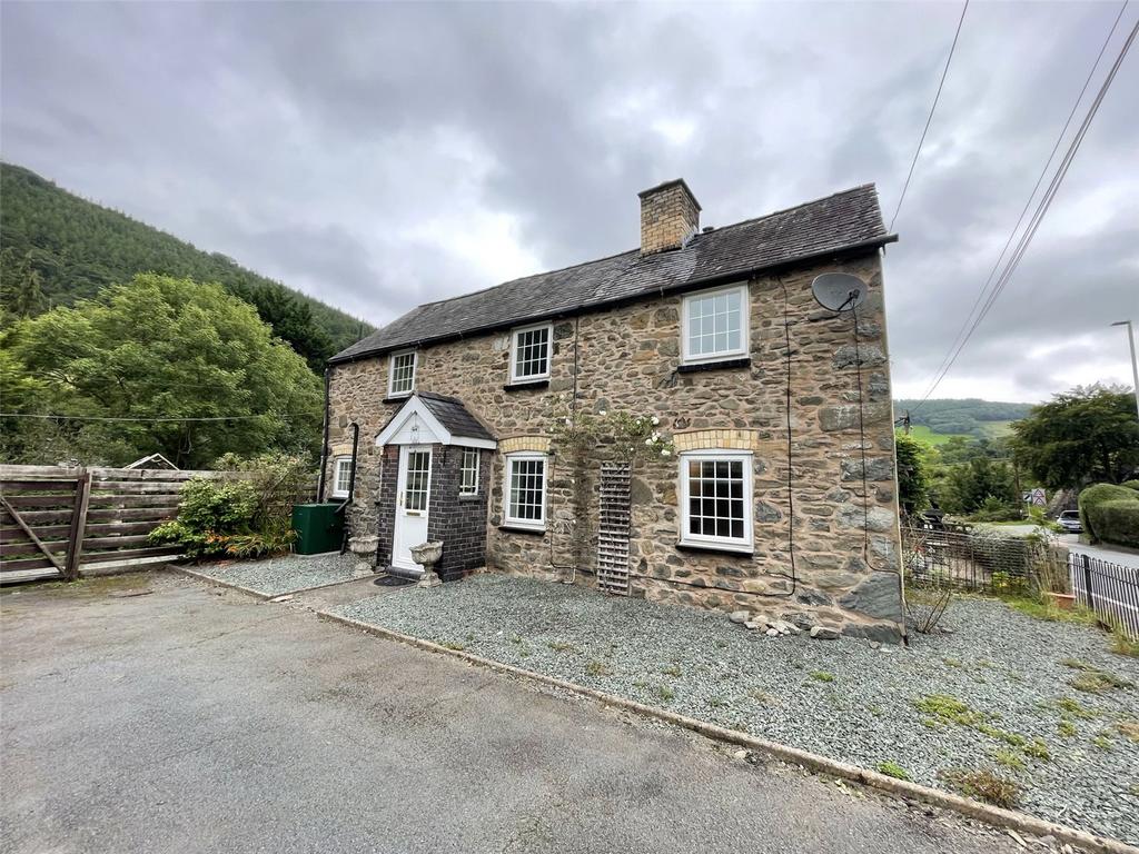 Commins Coch, Machynlleth, Powys, SY20 2 bed end of terrace house for
