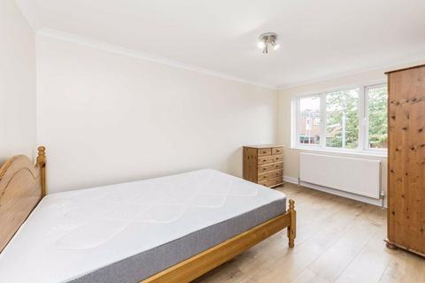 3 bedroom apartment to rent - Compton Street, London, EC1V