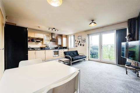2 bedroom apartment for sale, Fairbourne Walk, Oldham, Greater Manchester, OL1