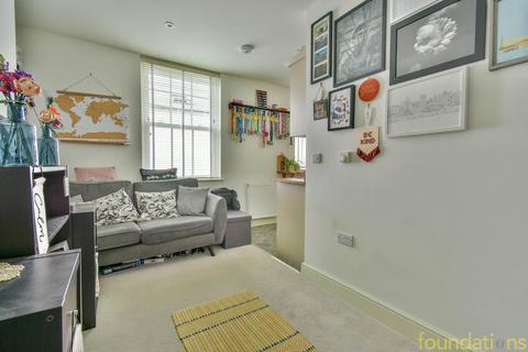 1 bedroom flat for sale, Parkhurst Road, Bexhill-on-Sea, TN40