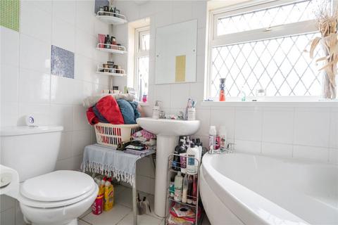 33 Evesham Avenue, Grimsby, DN34 5RT