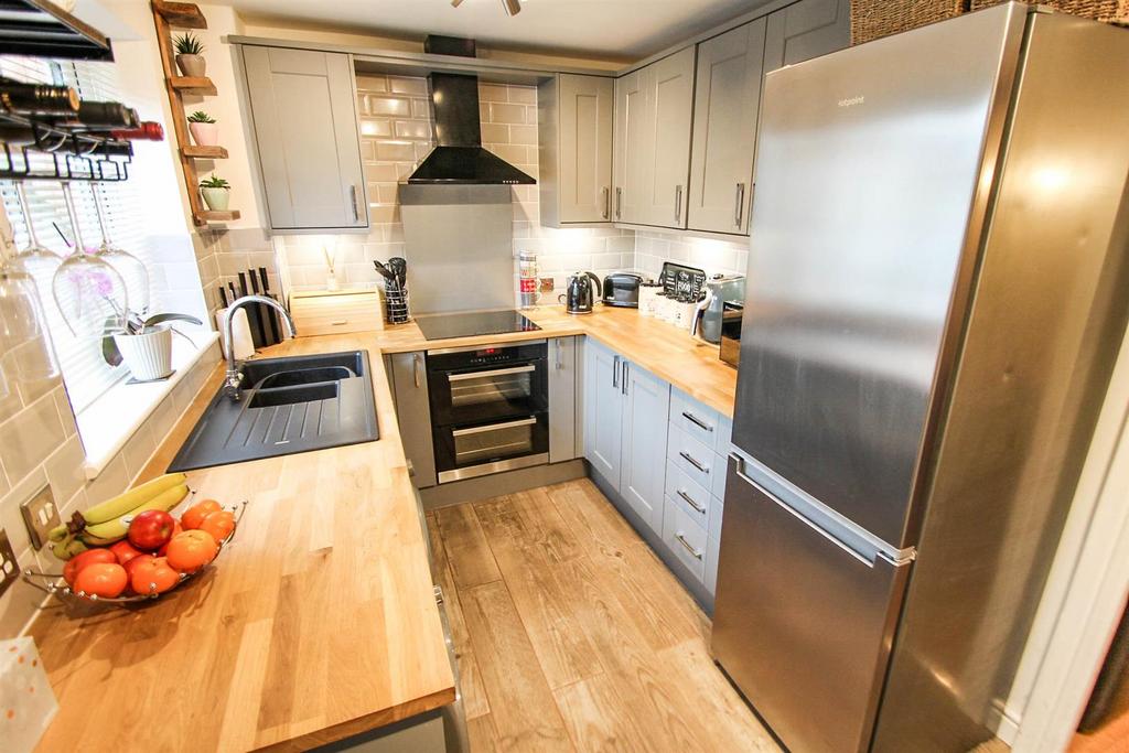 Stanton Road, Ludlow 2 bed terraced house for sale £174,995