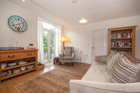 2 bedroom flat for sale, Junction Place, Junction Road, Dorking, Surrey, RH4