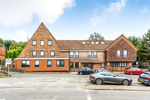 2 bedroom apartment for sale - Church Lane, Oxted, Surrey, RH8