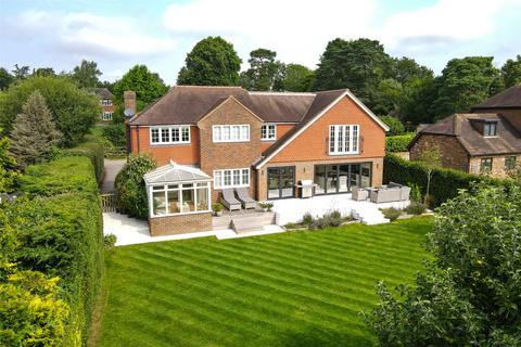 5 bedroom detached house for sale, Buckham Thorns Road, Westerham, Kent, TN16