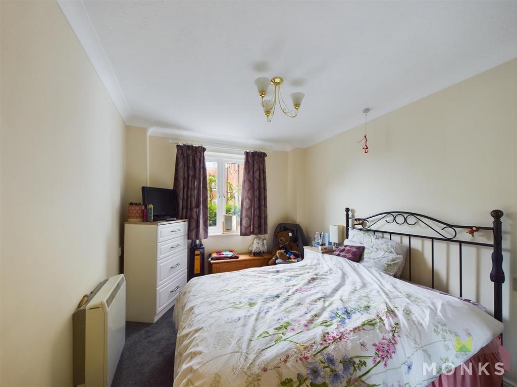 CAM01348 G0-PR0162-STILL006.jpg