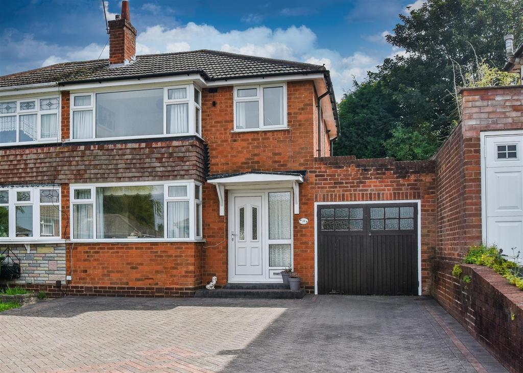 10 Waverley Crescent, Lanesfield... 3 bed semidetached house for sale
