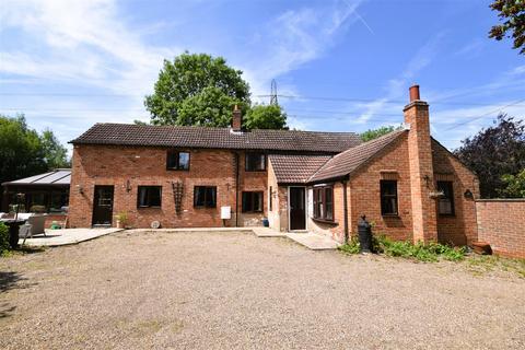 undefined, West Lane, Girton, Newark