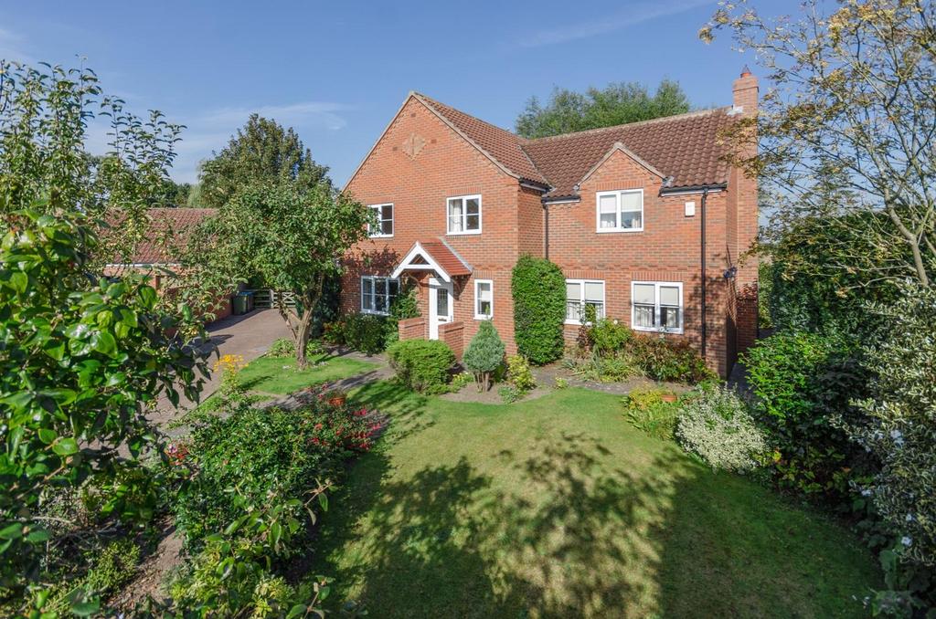 White Rose Close, Huby 5 bed detached house for sale £675,000