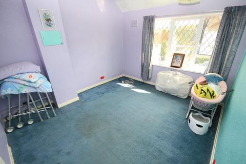 45 Averingcliffe Road, Bradford, BD10 9HE