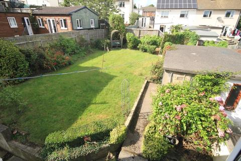 45 Averingcliffe Road, Bradford, BD10 9HE